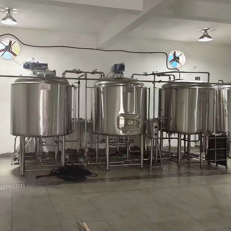 潮阳精酿啤酒设备厂—如何延长精酿啤酒设备的使用寿命